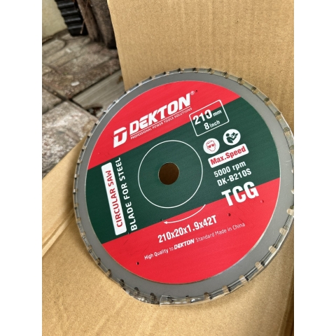 Lưỡi Cắt Sắt Hợp Kim Dekton DK-B210S 210mm ( Cắt Đa Vật Liệu )