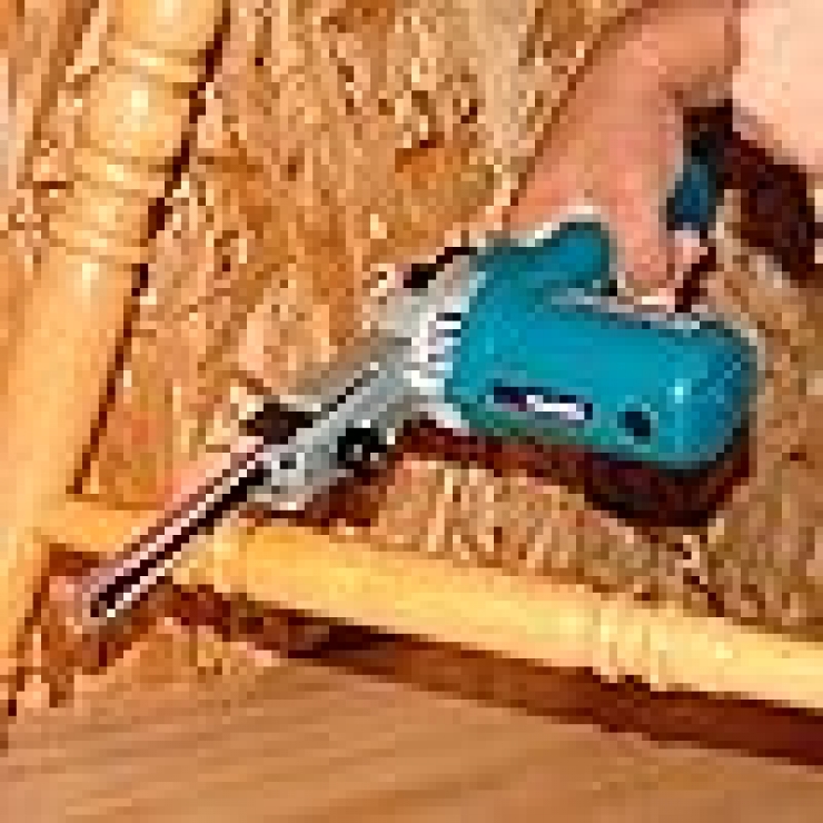 Máy chà nhám vòng 500W Makita 9032 (9MMX533MM)
