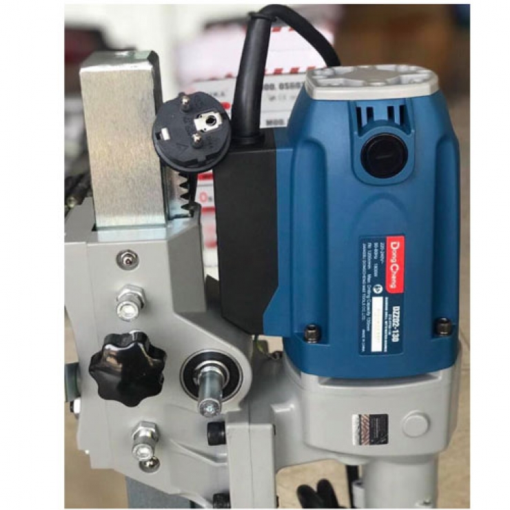 Máy khoan rút lõi 130mm Dongcheng DZZ02-130 ( 1800W )