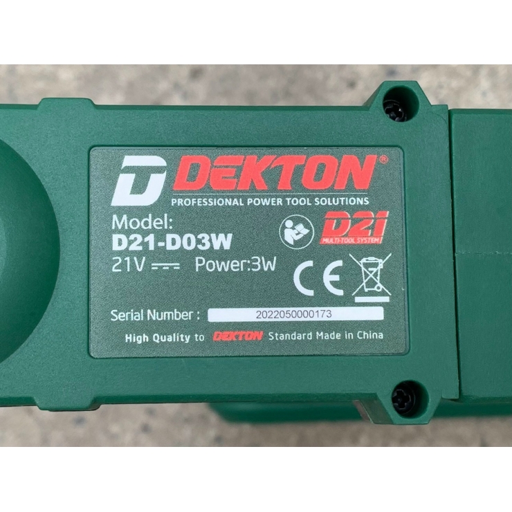 Thân Đèn Led Dekton D21-D03W ( chưa Pin & Sạc )