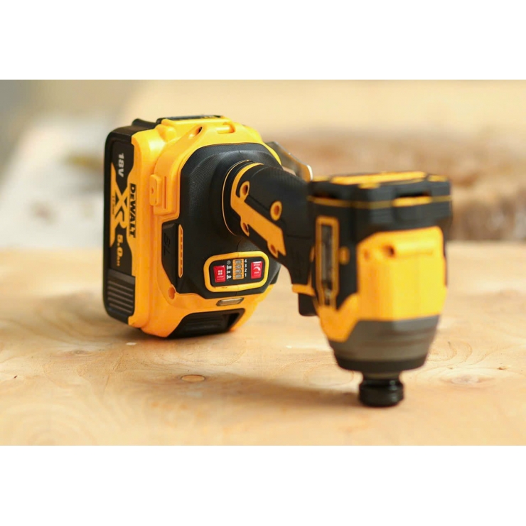 Máy bắt vít dùng pin 20V Dekton D20-CV230NCP