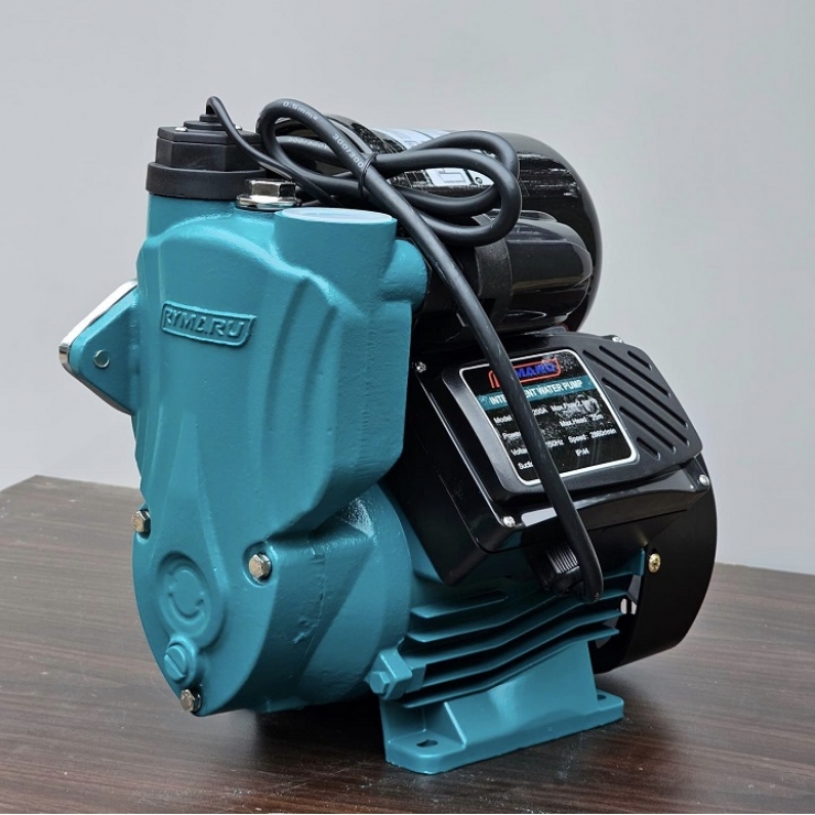 Máy bơm nước tăng áp 600W Rymaru RY600A