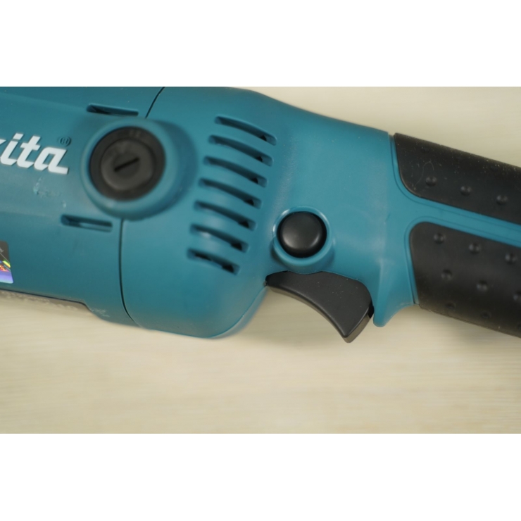 Máy mài góc 150mm Makita GA 6020 tay dài 1050W