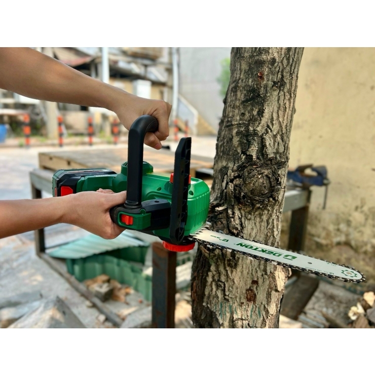 Máy cưa xích Pin 12 inch Dekton M21-CX12BL ( Antikick Back )