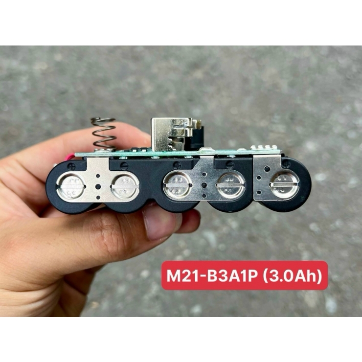 Pin Dekton M21-B3A1P 5Cell 3.0Ah ( Thế Hệ Mới EVE Cell 3000mA )