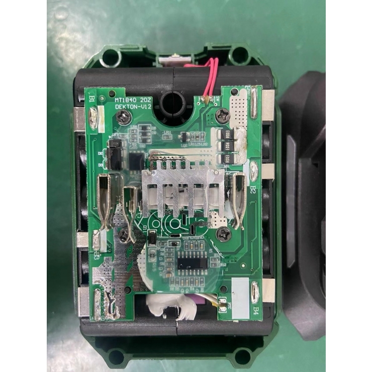 Pin Đekton M21-B9A3P 15Cell 9.0Ah ( Cell EVE 3000mAh x 3 hàng )