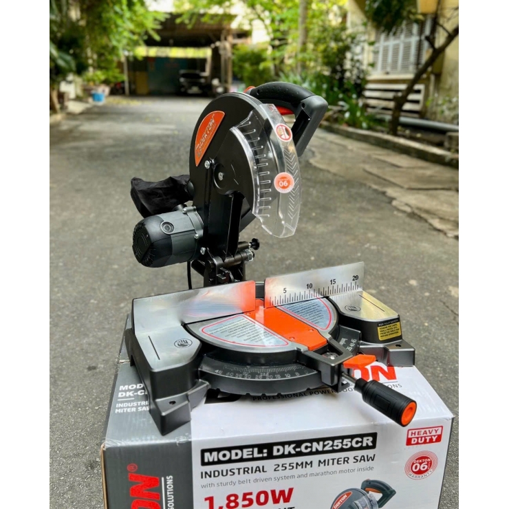 Máy cắt nhôm 255mm Dekton DK-CN255CR ( ko kèm theo lưỡi )