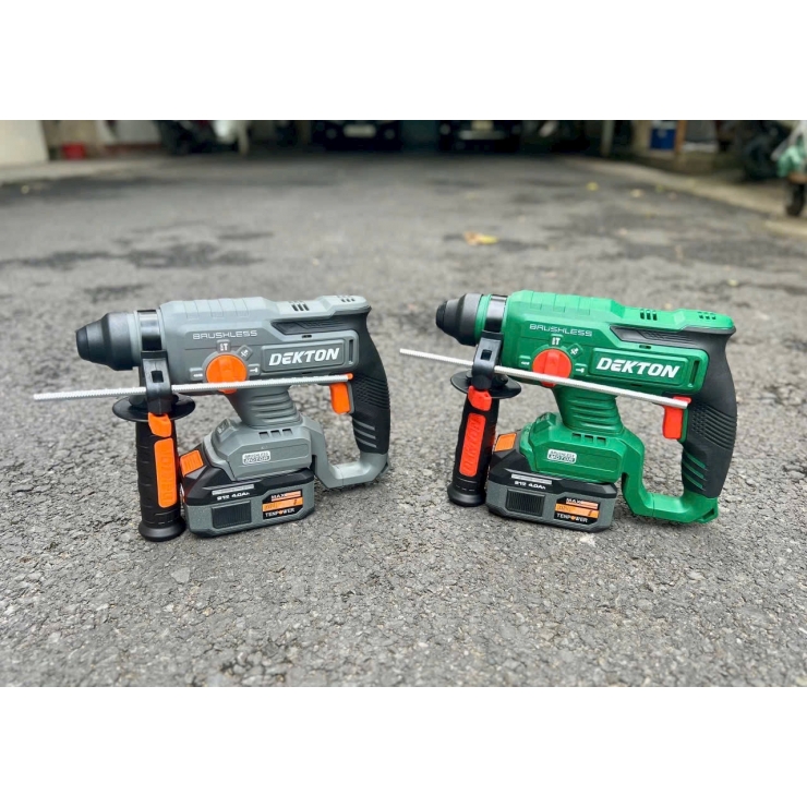 Khoan Bê Tông Pin 21V Dekton M21-RH2603CP