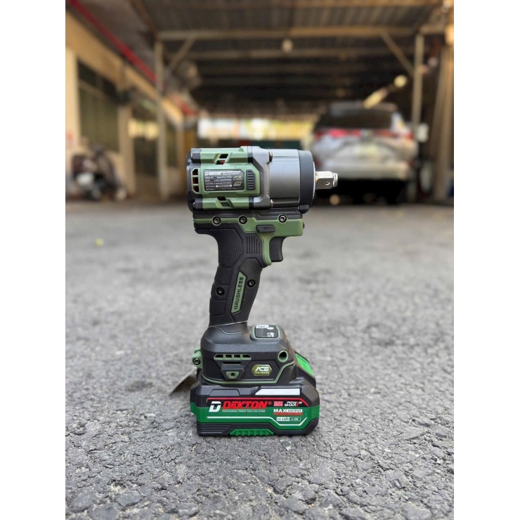 Máy siết bulong Pin 680Nm Dekton M21-IW680PROMAX AVT