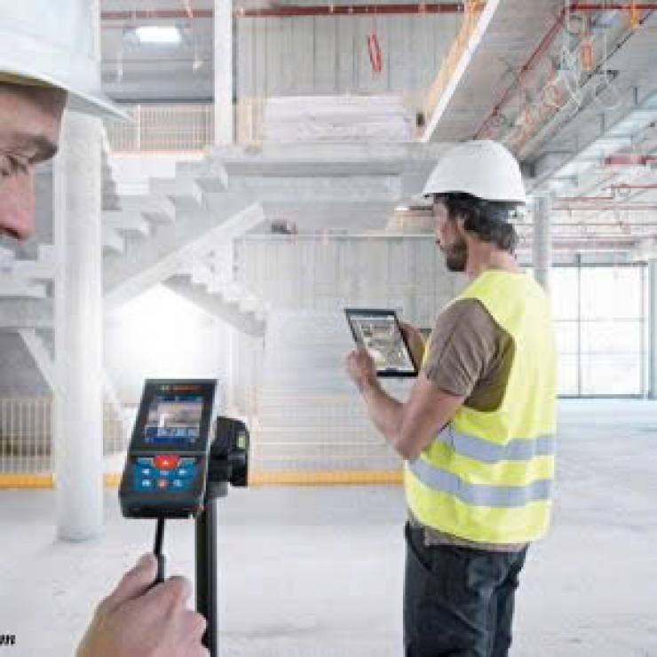 Thước đo khoảng cách 150m Bosch GLM 150 C Professiona