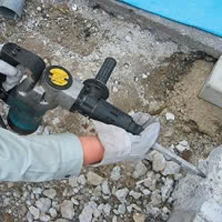 Máy đục bê tông 17mm Makita HM0810TA 900W