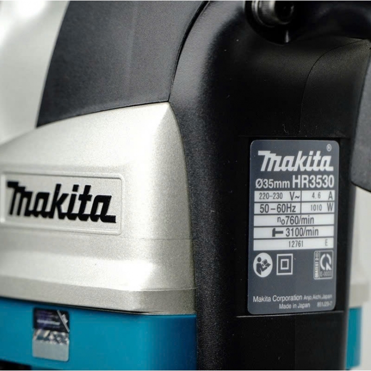 Máy khoan động lực 17mm Makita HR3530 1050W