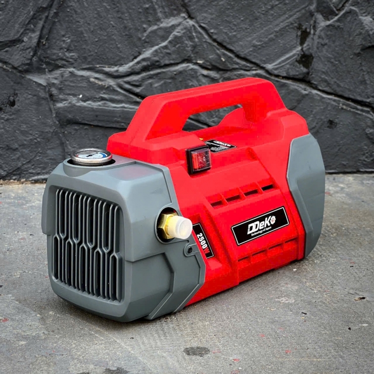 Máy rửa xe 2500W áp cao DEKO DK-P2000