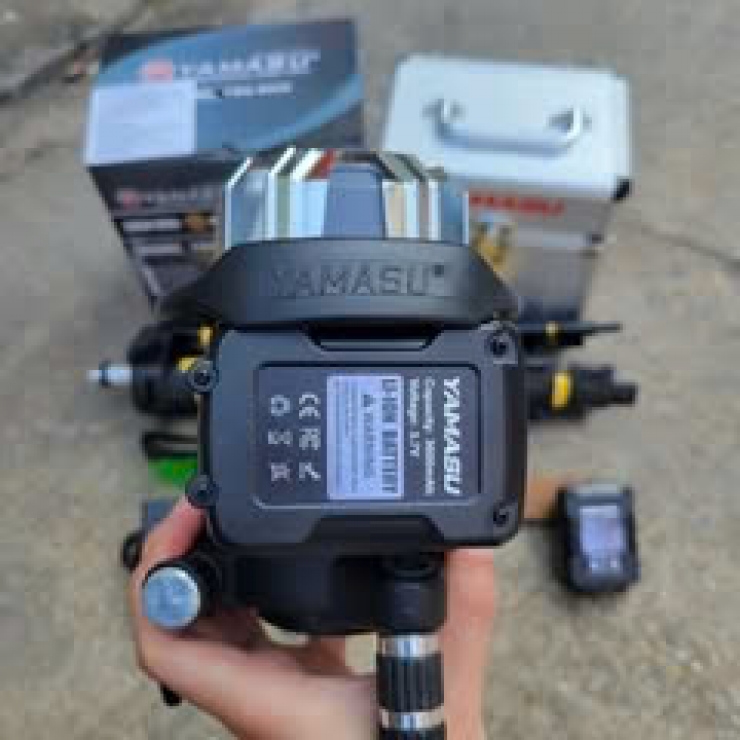 Máy cân bằng Laser 5 tia xanh Yamasu YMS-S650 Series S