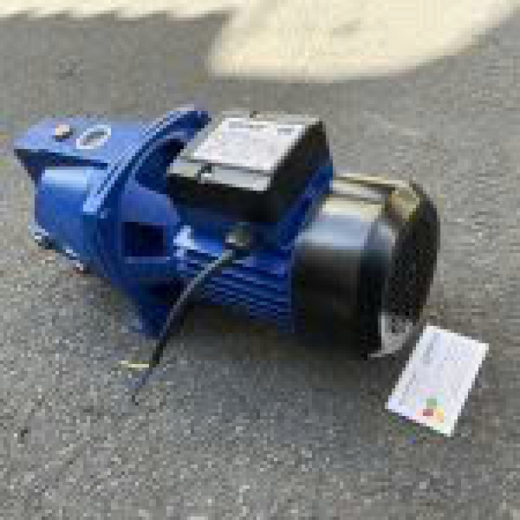 Máy bơm đầu lợn đẩy cao 33m Happy HDC750