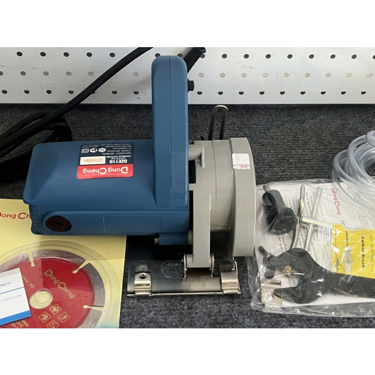 Máy cắt gạch 110mm Dongcheng DZE 110S