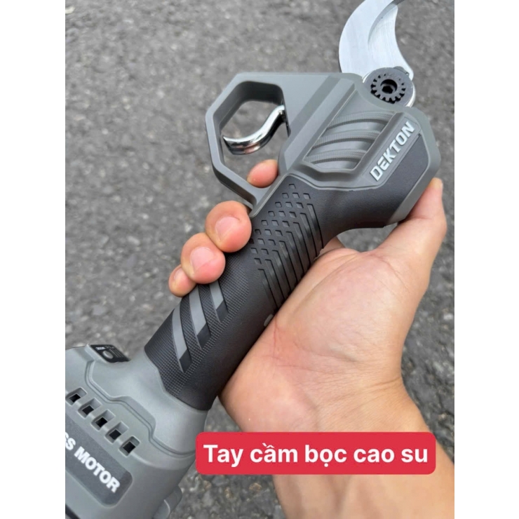 Kéo cắt cành Pin 21V Dekton M21-MCC40PRO Brushless
