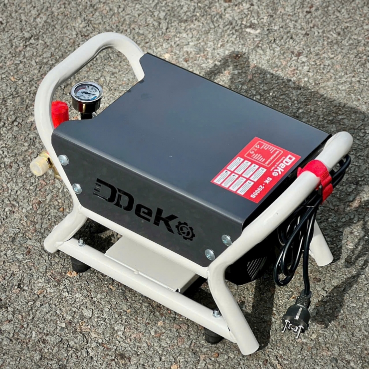 Máy rửa xe chỉnh áp 2.9kW DDeko DK-2900B