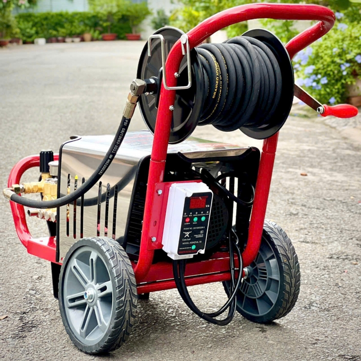 Máy xịt rửa xe công nghiệp 5.6kW DDeko DK-X56 1 pha