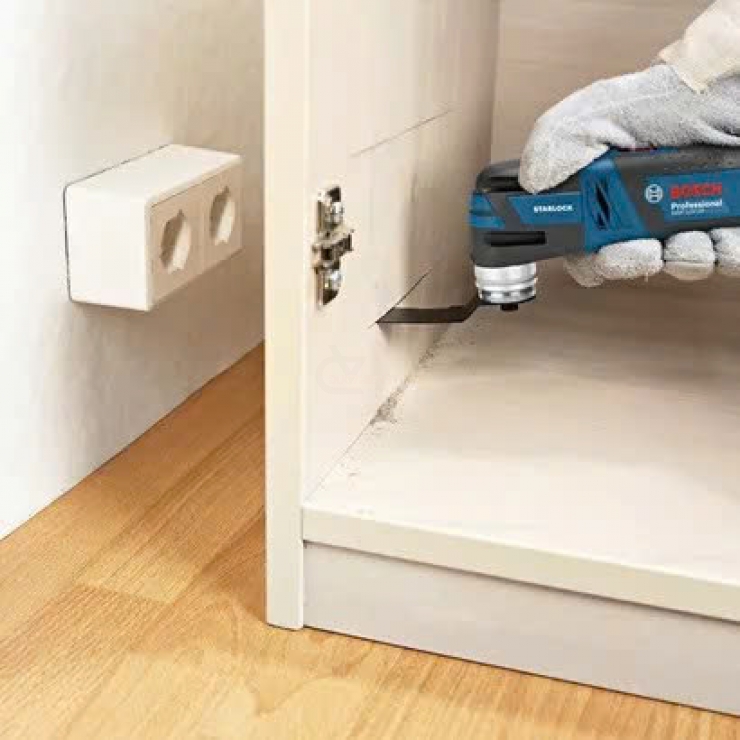 Máy cắt đa năng Pin 12V Bosch GOP 12V-28 Professional ( chưa Pin & Sạc )