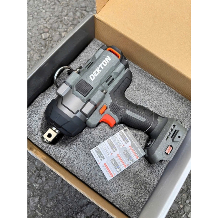 Máy siết bulong Pin 21V Dekton M21-IW1650PRO ( chưa Pin & Sạc )