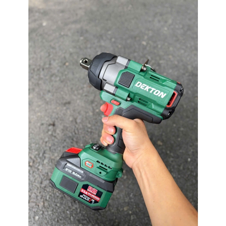 Máy siết bulong Pin 21V Dekton M21-IW1650PRO ( chưa Pin & Sạc )