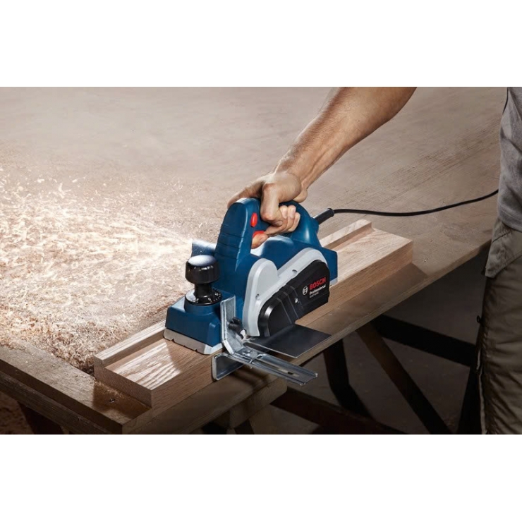 Máy bào gỗ 650W Bosch GHO 6500 Professional