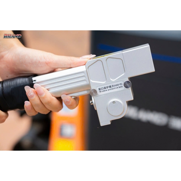 Máy hàn laser Riland chuyên tẩy RL-C-2000