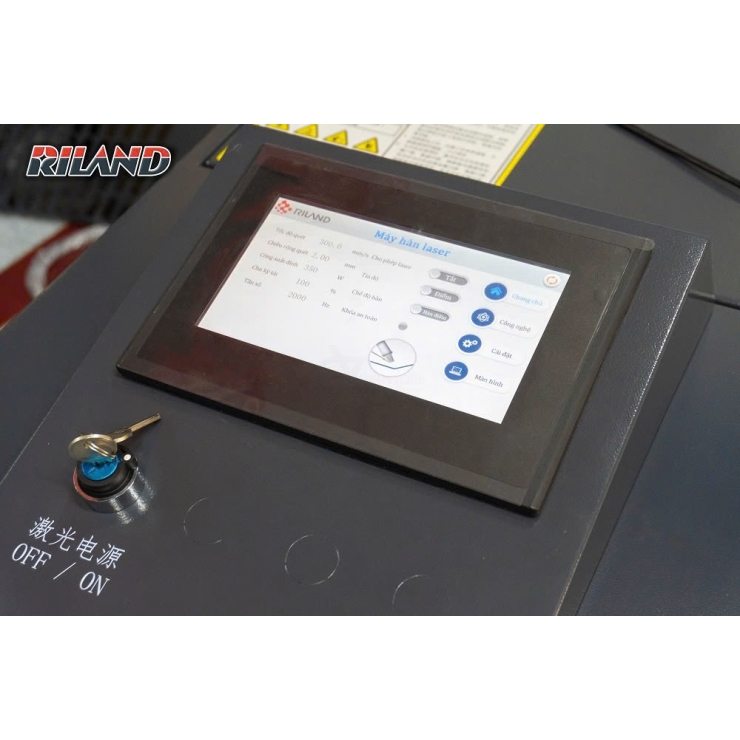 Máy hàn laser 1500W Riland RL-HLW-1500