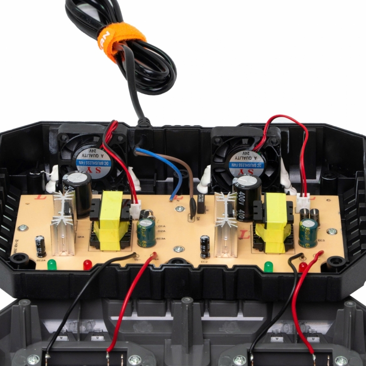 Sạc đôi 2.0Ah Hukan G2S20x2 ( 2 quạt tản nhiệt )