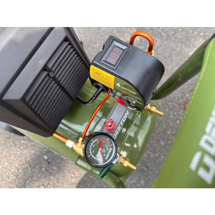 Máy nén khí 39 lít Dekton DK-AC39XDR chạy dầu