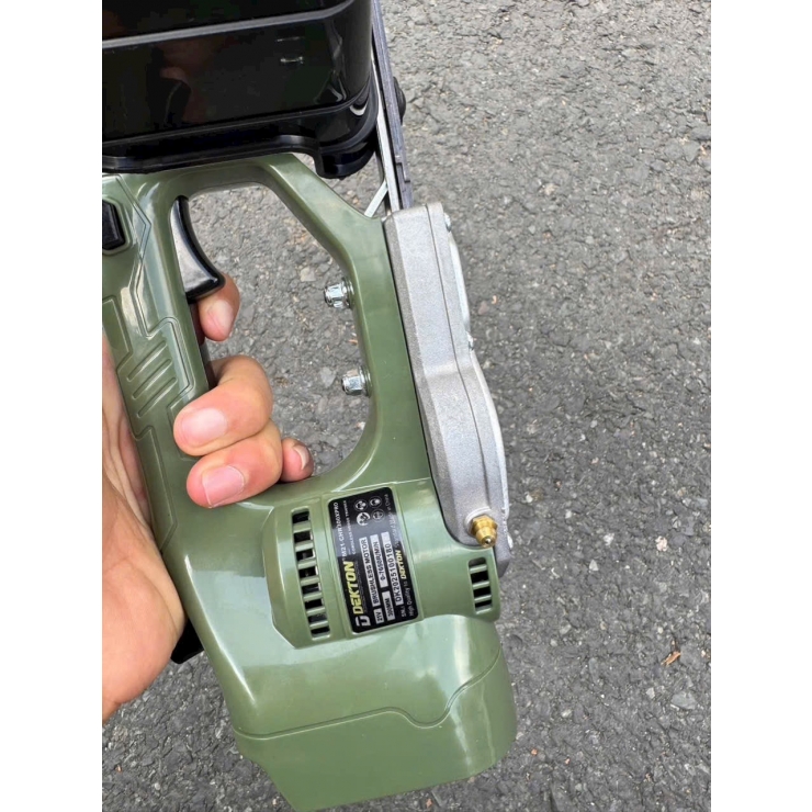 Máy hái chè Pin 21V Dekton M21-CHR300XPRO Brushless ( chưa Pin & Sạc )