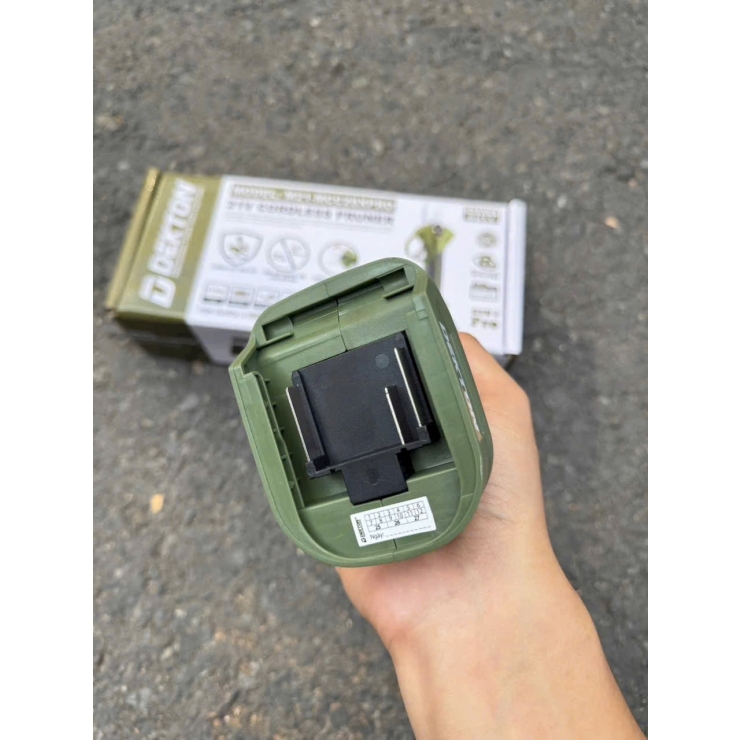 Kéo cắt cành 28mm Pin Dekton M21-MCC28XPRO ( chưa Pin & Sạc )