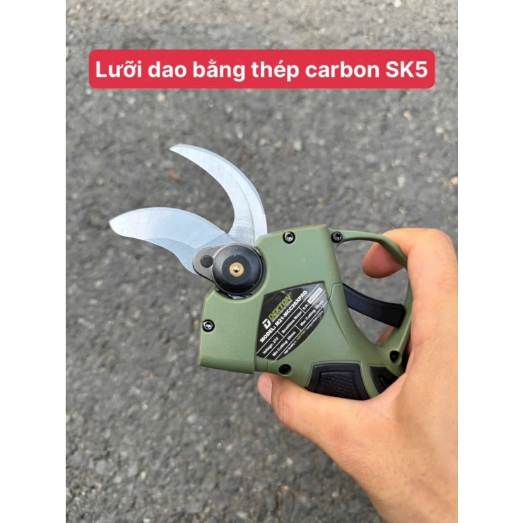 Kéo cắt cành 28mm Pin Dekton M21-MCC28XPRO ( chưa Pin & Sạc )