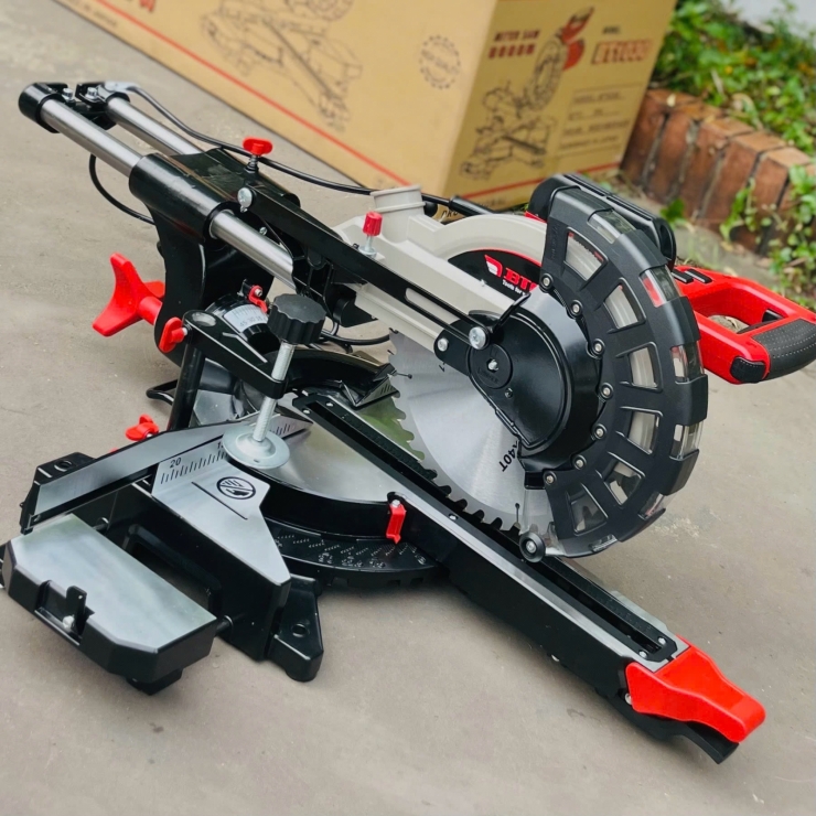 Máy cắt nhôm gỗ ti trượt Btec BT1030A kèm lưỡi 255mm