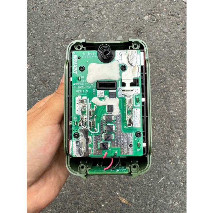 Pin 6.0A Dekton M21-B6120PROMAX ( 15cell dòng xã cao 120A )