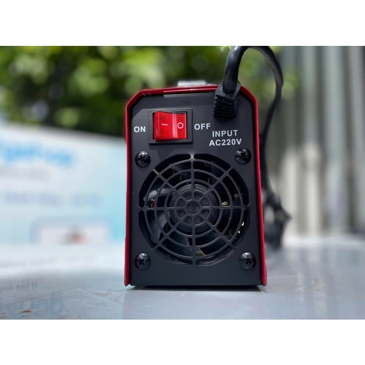 Máy hàn que mini 200A Btec MMA200EQ IGBT