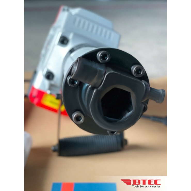 Đục bê tông 30mm Btec 8079A Hammer