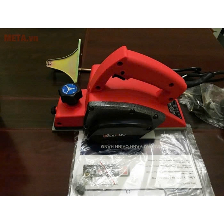 Máy bào gỗ 500W Kainuo 4821 ( 82*1mm )